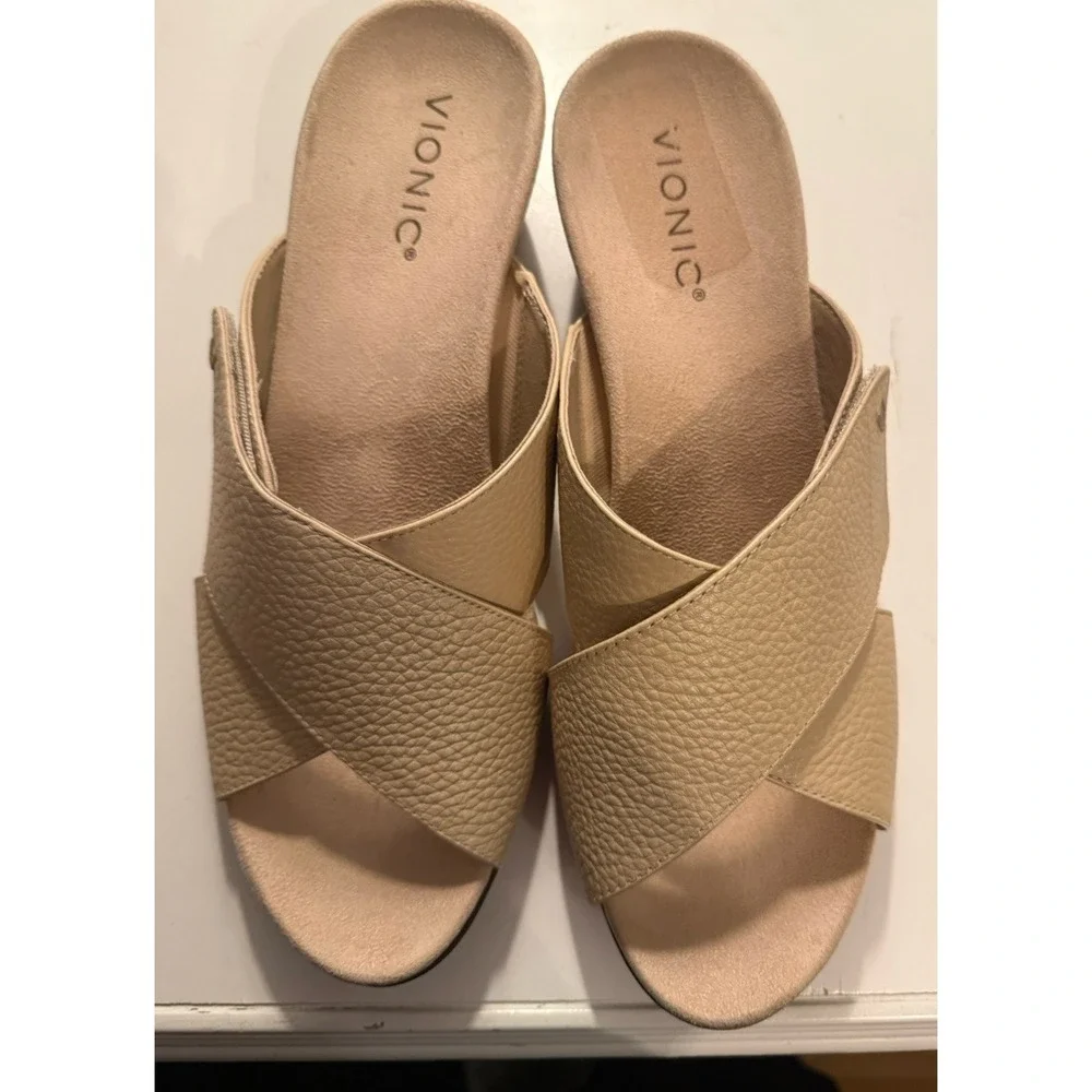 Vionic Leather Leticia Beige Slide Sandals Wedge Orthopedic Sz‎ 10 Semolina New - Picture 6 of 9